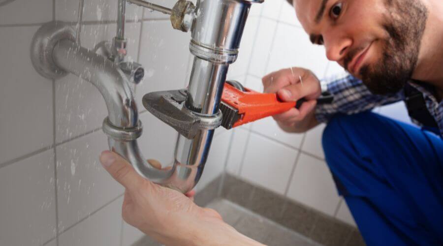 Professional same day plumber services in Iowa Park, TX